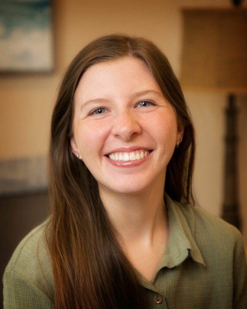 Emily Ecarma | One:12 Counseling | Charlotte, NC | Ballantyne | McAdenville